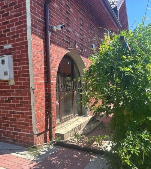 Vanzare Urgenta Vila  Frumusani - 200 mp - teren 1100 mp - mobilat, utilat - Pre - 10