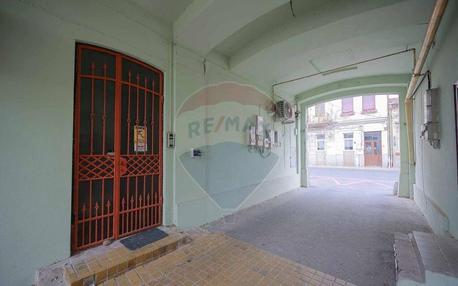 De vanzare apartament 1 camera, ultracentral cu loc de ... - 5