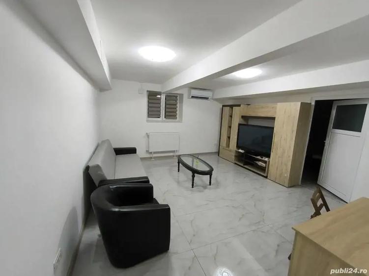 proprietar inchiriez apt 2 camere, ultracentral - 1