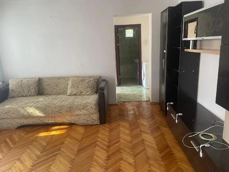 Inchiriez Apartament 2 camere - 3