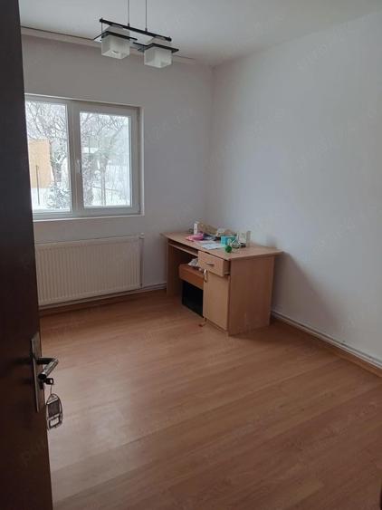 Casa din lemn,Zona Paun Barnova - 3