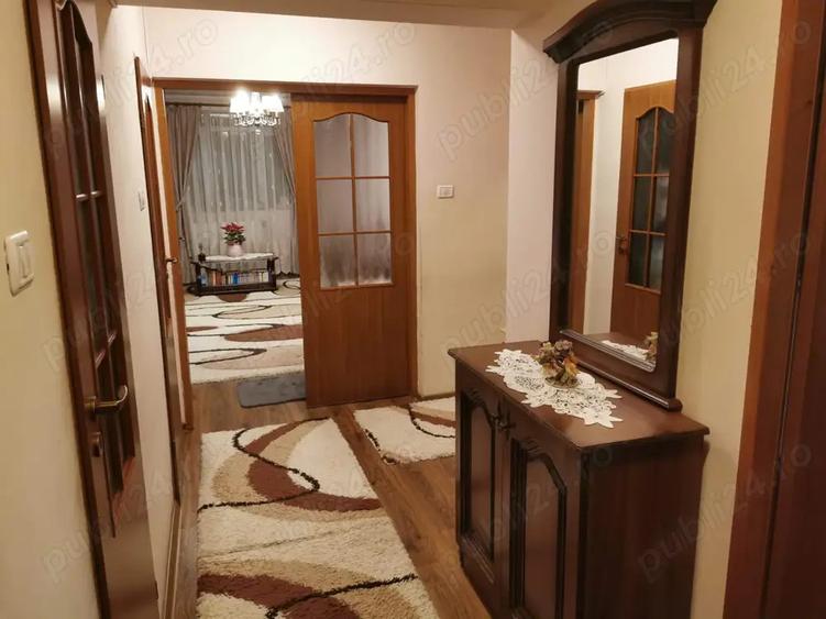 ZONA 300 - 2 camere decomandate, 64 mp utili, bloc 2003 - 2