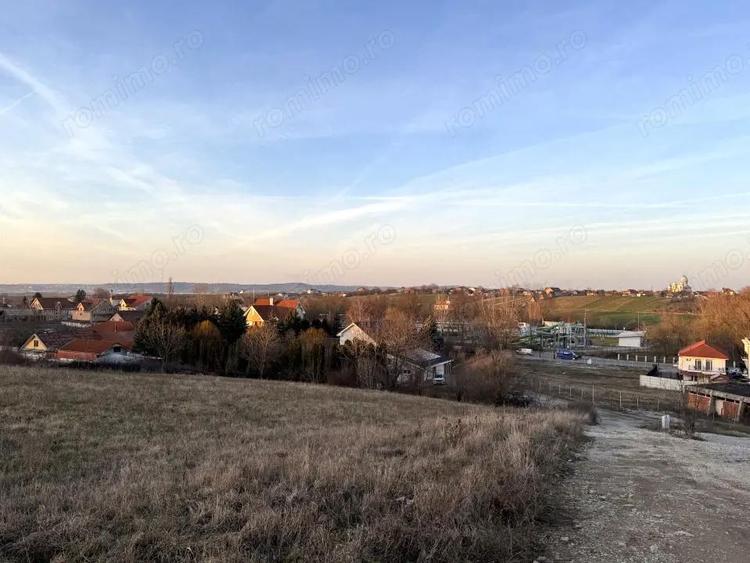 Teren intravilan 2.320 MP BAILE 1 MAI | front stradal 104 ML | posibil parcelare - 10