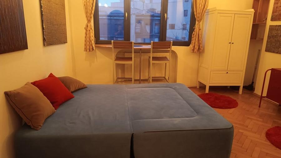 Universitate la 5 minute de metrou, Str Tudor Arghezi - 2