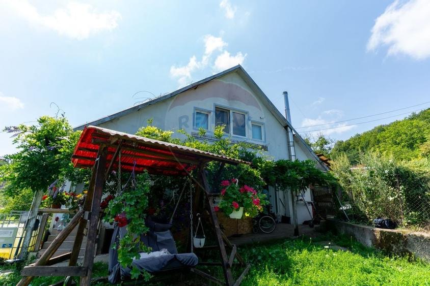 Casa / Vila cu 10 camere amplasate in 2 corpuri de cladire de vanzare - 14