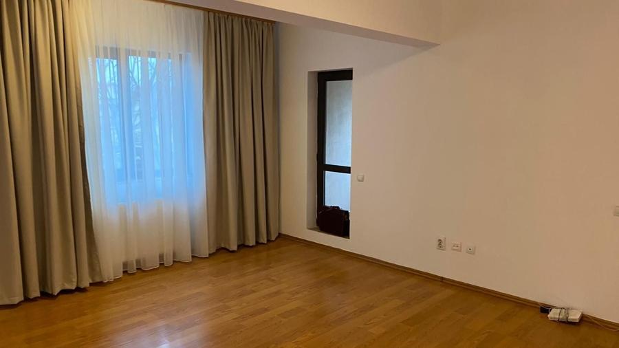 2 camere semidecomandat | Bloc 2014 | Centrală proprie | 11 min metrou - 3