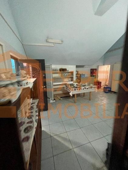 VILA cu spatii comerciale situata in zona CUMPANA - 4