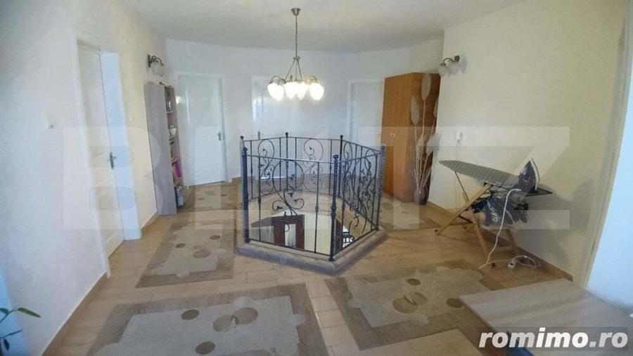 Casa de vanzare, pretabila pentru Pensiune sau regim hotelier - 10