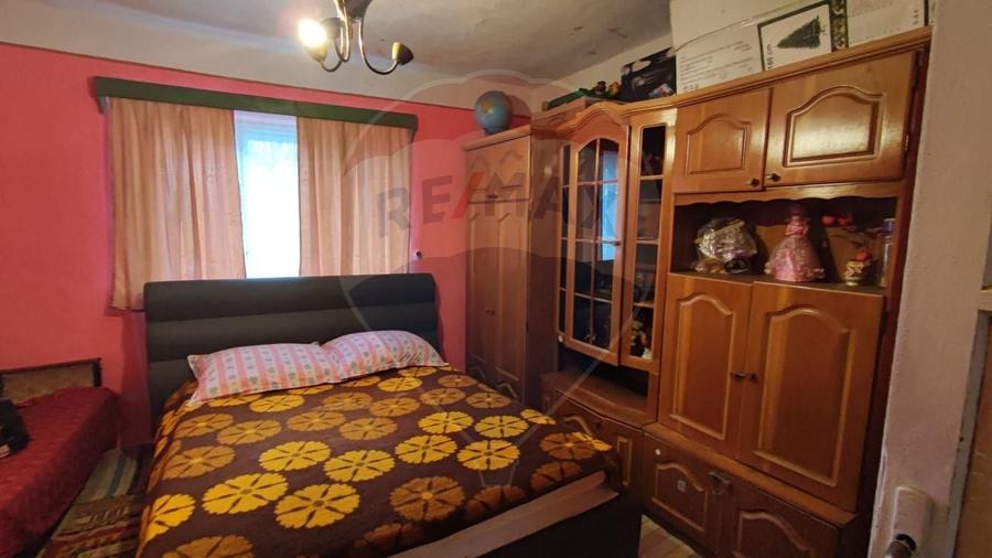 Casă cu 4 camere si teren de vânzare in com. Husasau de Tinca/Fonau - 8