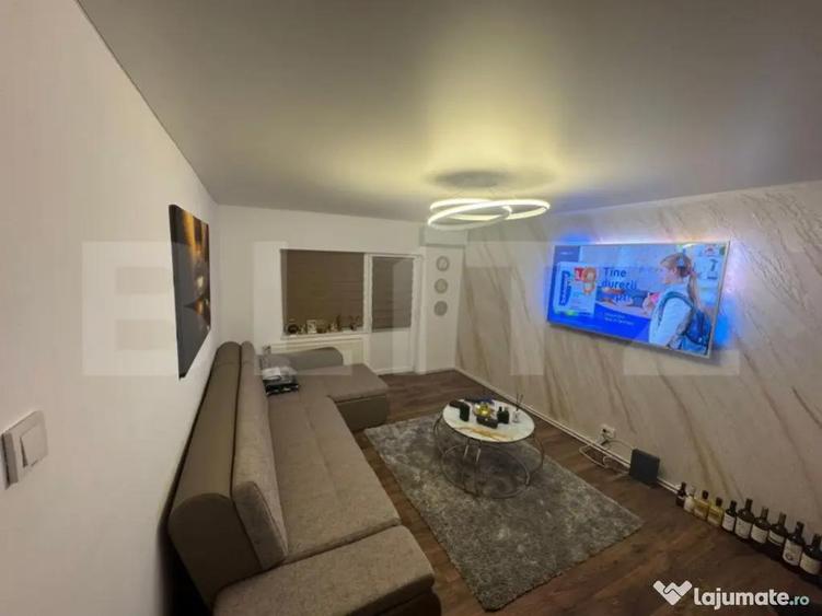 Apartament 3 camere, 80 mp, decomandat, zona Centrala - 1