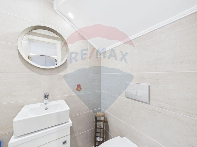 Casă / Vilă cu 3 camere de vânzare - 16