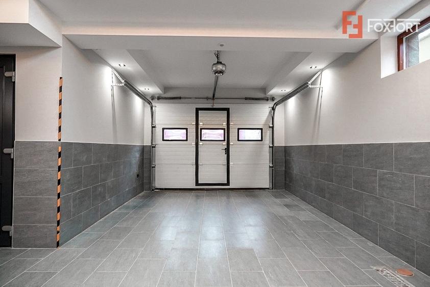 Proprietate unicata in stil clasic in Mosnita Noua - ID V7206 - 33