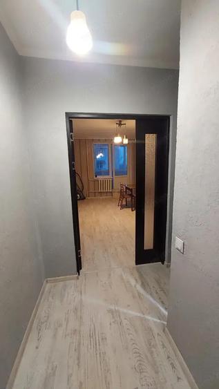 Ofer spre vanzare un apartament de 2 camere in zona Drumul Taberei - 2