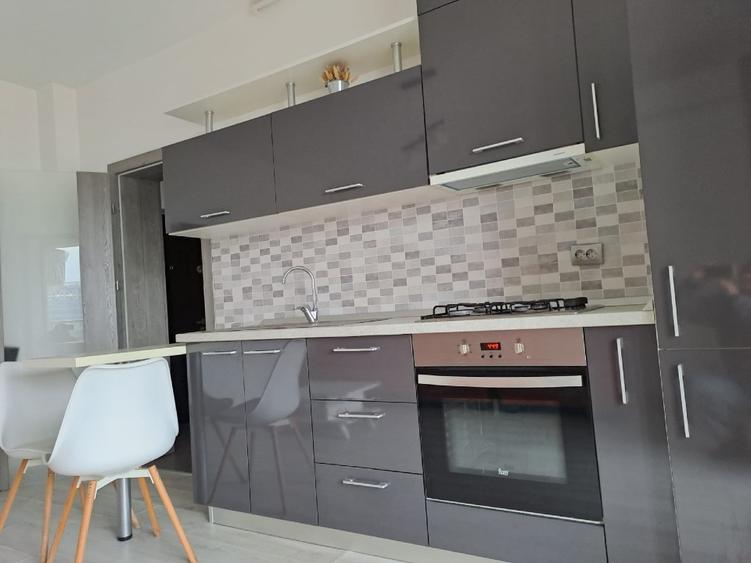 PROPRIETAR VÂND STUDIO 2 camere, decomandat, str.Cupolei - 2