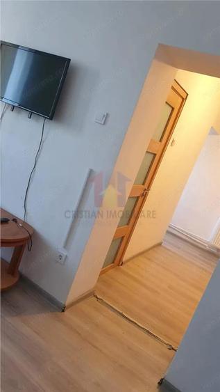 1 camera, parter, Mobilat si Utilat, Bariera - 3