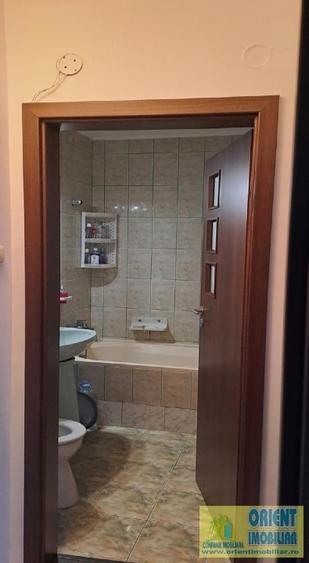 Tomis 3, de vanzare 2 camere, etaj 3, gaze, mobilat - 9