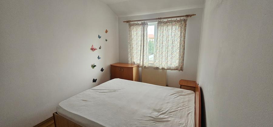 Vand apartament de 2 camere situat la mansarda pe un singur nivel,Scoala de Inot - 5