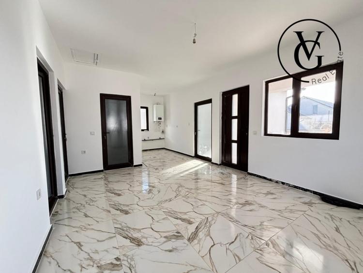 Casa la sol, 3 camere - 211 mp - Lumina - 5