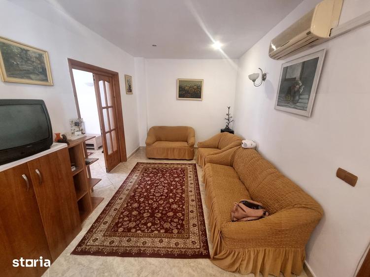 Casă cu 3 camere cu Teren 100 Mp în Tomis I