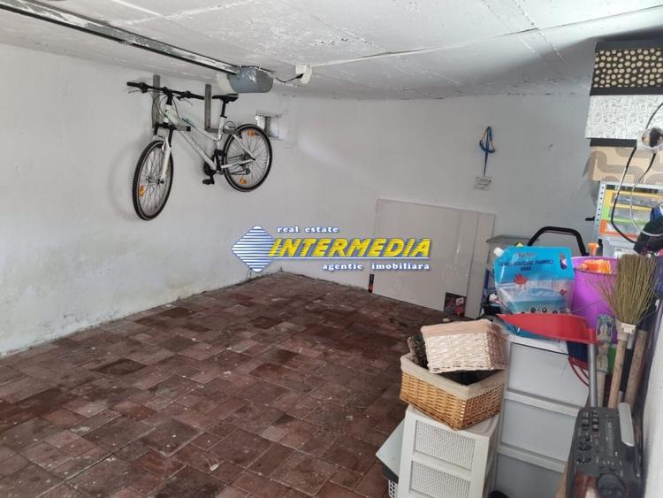 Casa P+E de vanzare recent renovata in Centru cu 680 mp teren - 1