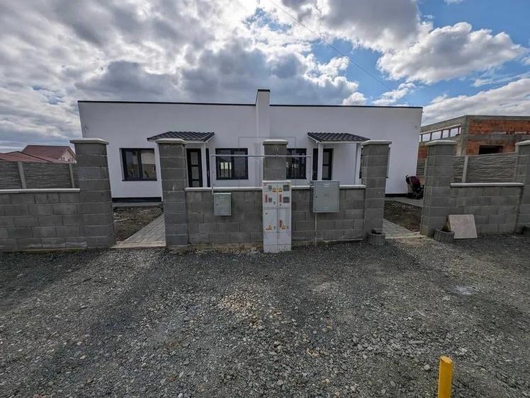 Duplex - Bucovat - Teren 395 mp - 1