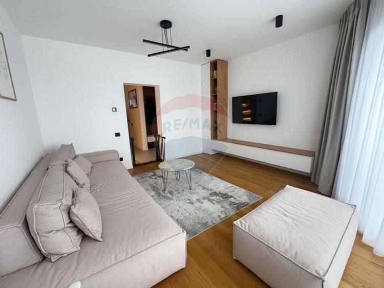 Eleganță, confort, și priveliște panoramică - Casă premium, Voroneț - 5