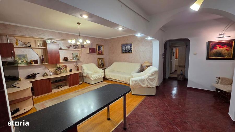 Apartament 4 camere Et 1/4 Zona Doi Stejari-Vlahuta - 1