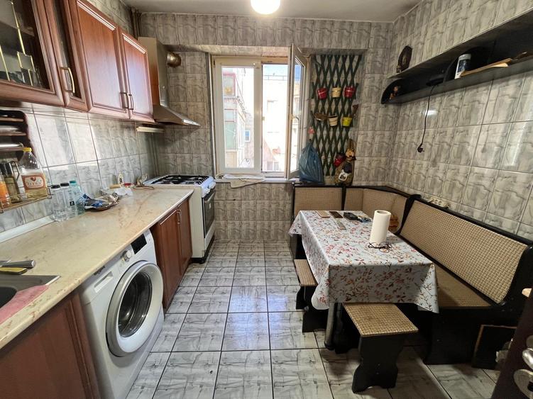 Dristor 3 minute metrou - 6