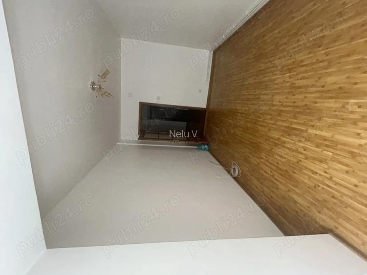 Apartament ultracentral, Zimnicea str. Mihai Viteazu, et. 2 din 4