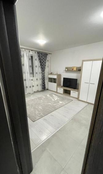 Garsoniera 36 mp utili,strada Sergent Ilie Petre,nr.86 .bloc 5 - 2