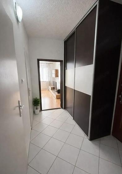 Apartament de inchiriat cu 2 camere in zona Coresi - 3
