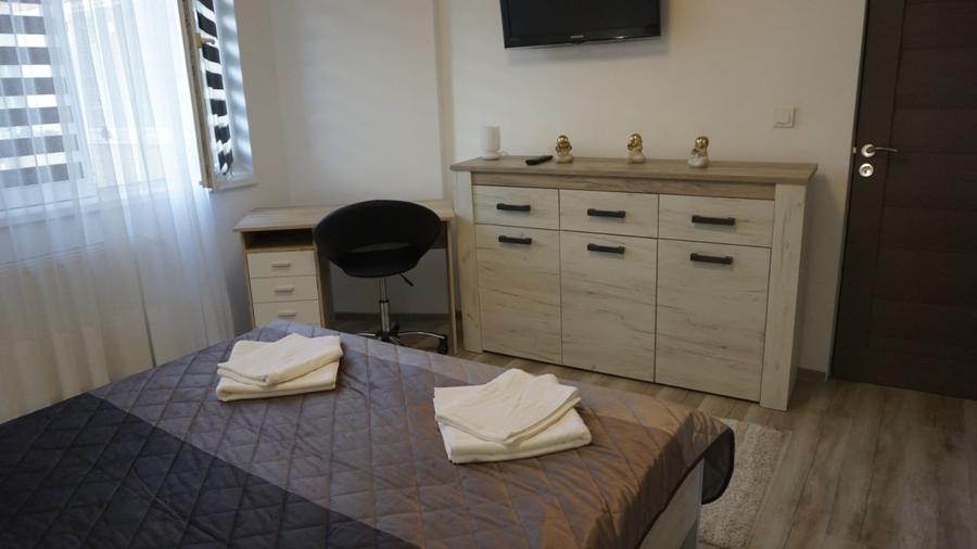 Ready to rent one room apartment near Union Square - 2