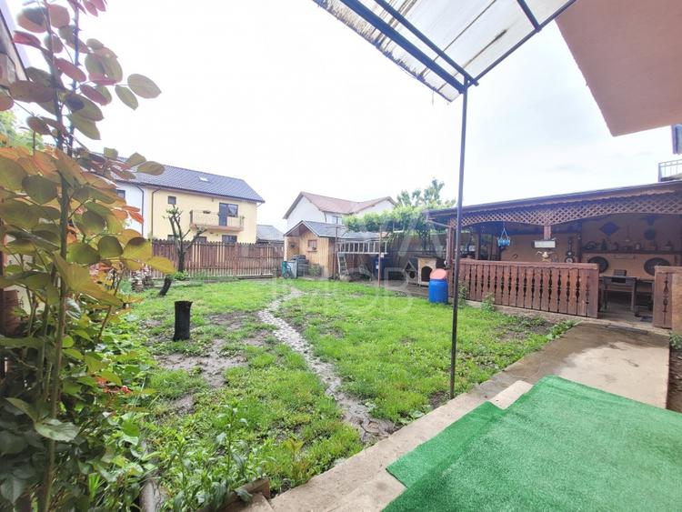 Casa tip duplex cu garaj si deschidere la 2 strazi, Selimbar - 1