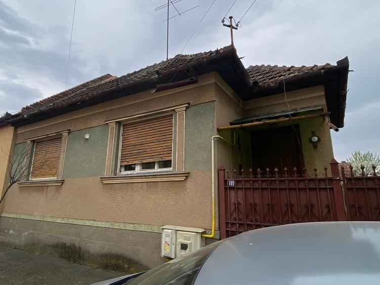 Casă de vanzare aproape de centru - 1