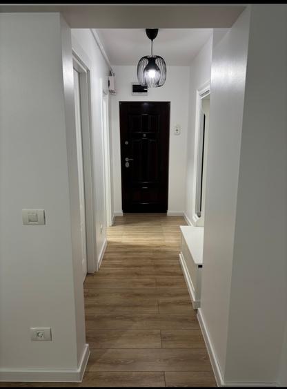 Închiriez garsoniera - 1