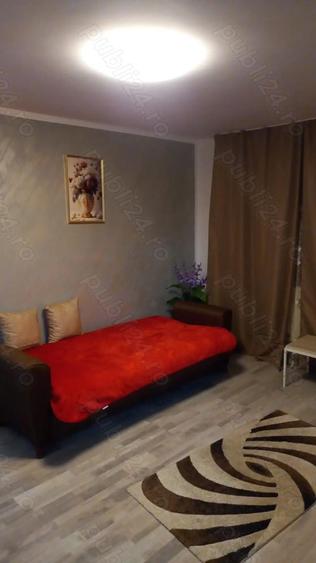 Apartament decomandat la parter cu trei camere. - 7