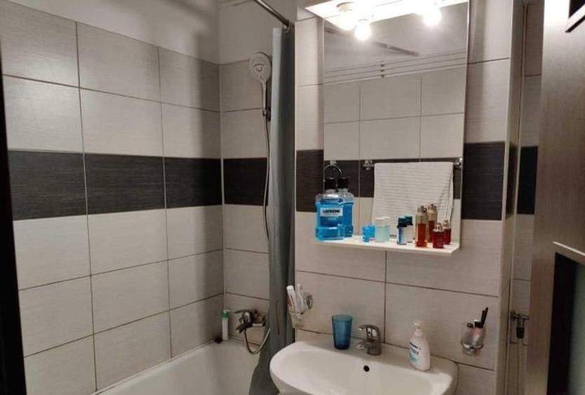 Apartament 2 camere decomandat centrala proprie bloc reabilitat zona Pacii - 4