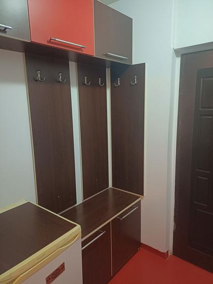 Inchiriez garsoniera mobilata si utilata Brazda etajul 1 - 4