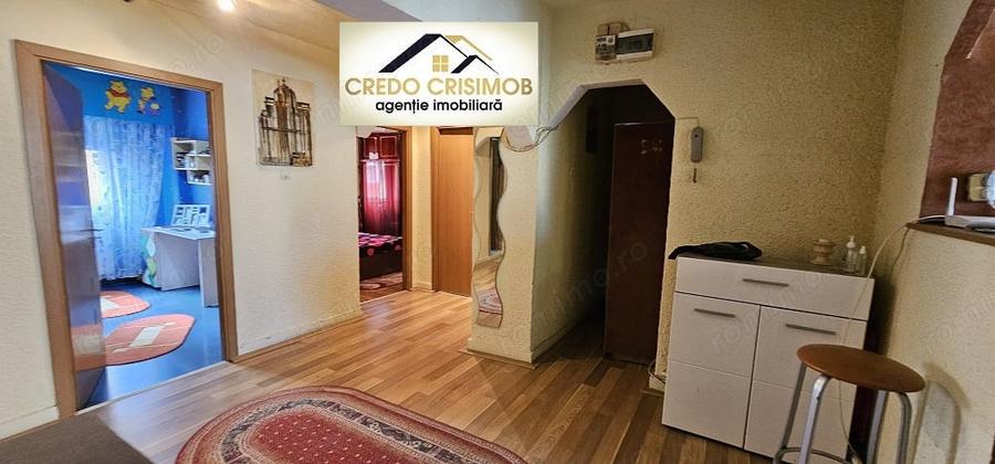 Vand apartament 4 cam cf 1 decomandat etajul 2 zona Micro 4 - 12