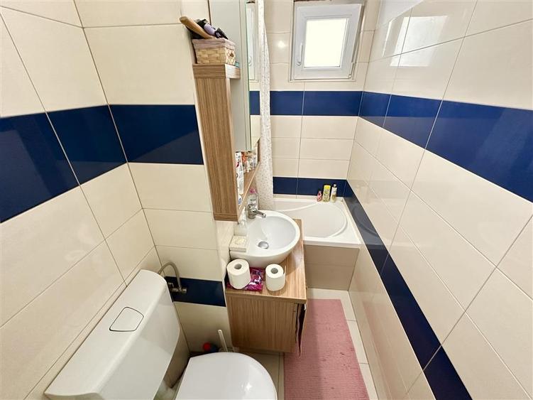 Apartament 4 camere. Arad, zona  UTA, Calea Aurel Vlaicu. - 7