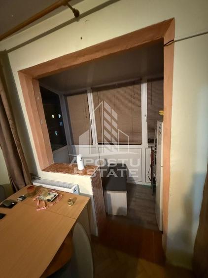 Apartament cu 2 camere, centrala proprie, zona Sagului - 3