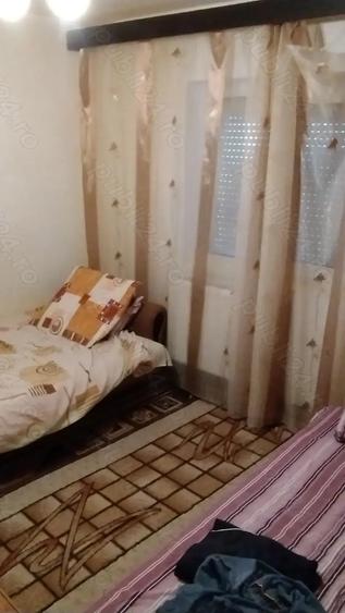 Proprietar vand apartament 3 camere parter - 3