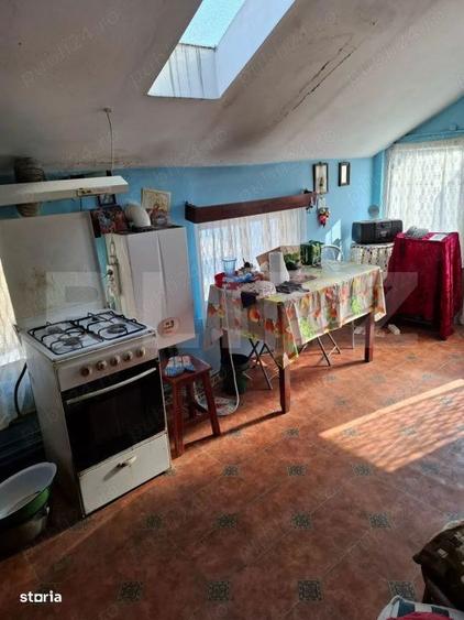 Casa de vanzare in Lipanesti teren 900 mp, 4 camere - 10