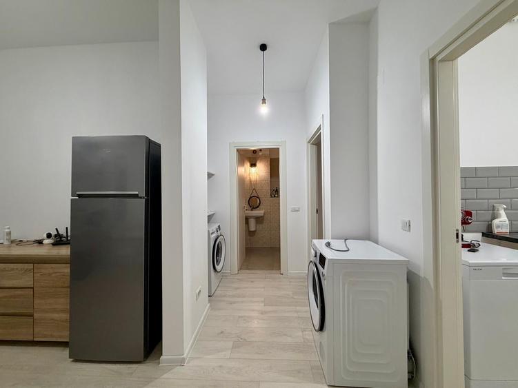 Apartament cu 2 camere decomandat în Băneasa