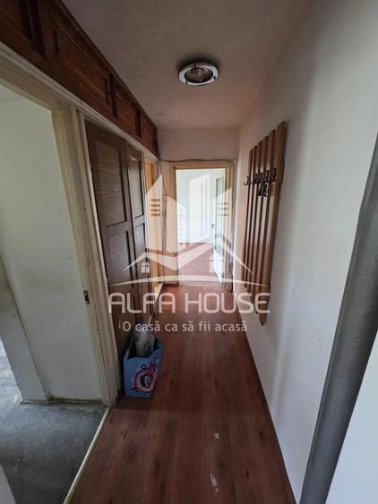 Apartament cu 3 camere nedecomandat în Govândari