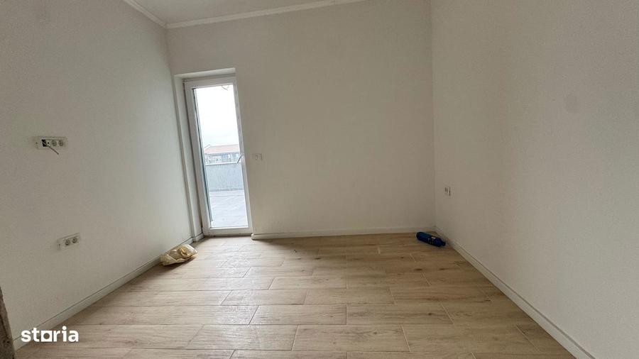 Apartament cu 4 camere în Central