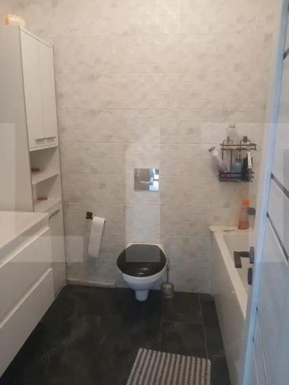 Casă cu 3 camere cu Teren 400 Mp în Parța