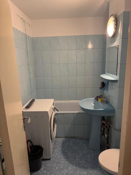 Apartament cu 2 camere decomandat în Dobrești