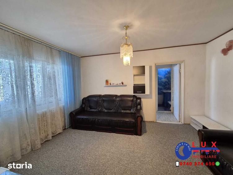 Apartament cu 2 camere semidecomandat în Babadag
