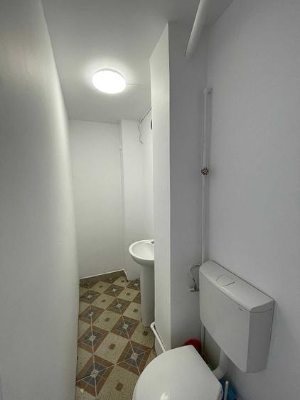 Spațiu comercial, de 20 mp, în Central